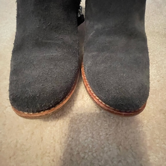 Dolce Vita ankle booties - Picture 6 of 6